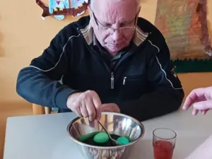 Osterhase in der Tagespflege 2025